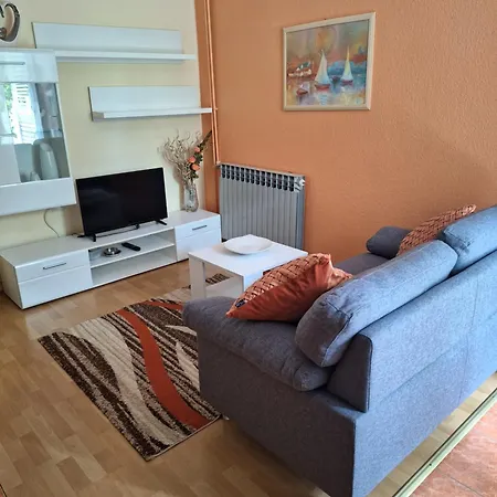 Apartments Gojka Miocevic Biograd Na Moru Extérieur photo
