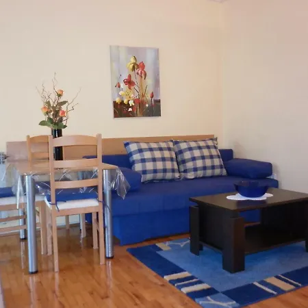 Apartments Gojka Miocevic Biograd Na Moru Extérieur photo