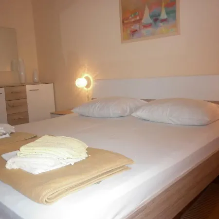 Apartments Gojka Miocevic Biograd Na Moru Extérieur photo
